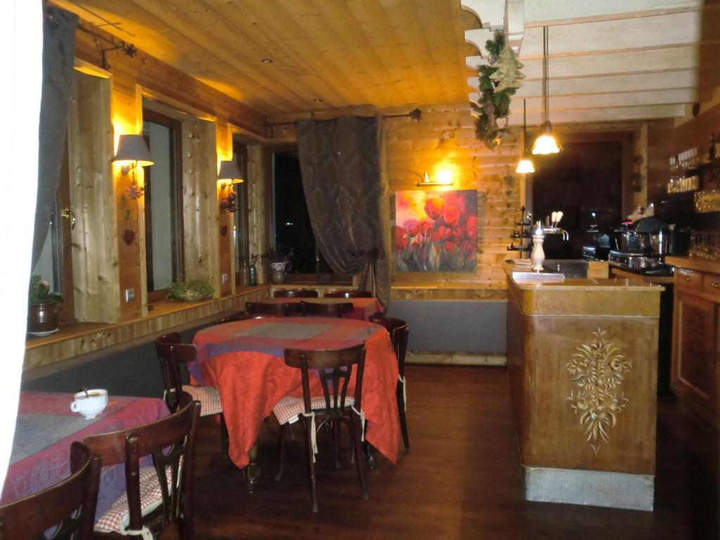 Hotel La Vallee كسونبورت-لونجمير المظهر الخارجي الصورة